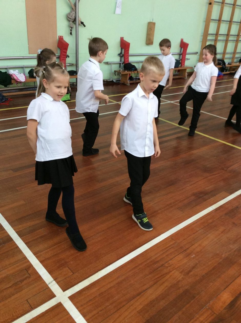 primary-2-scottish-country-dancing-st-ninians-p2-2019-2020