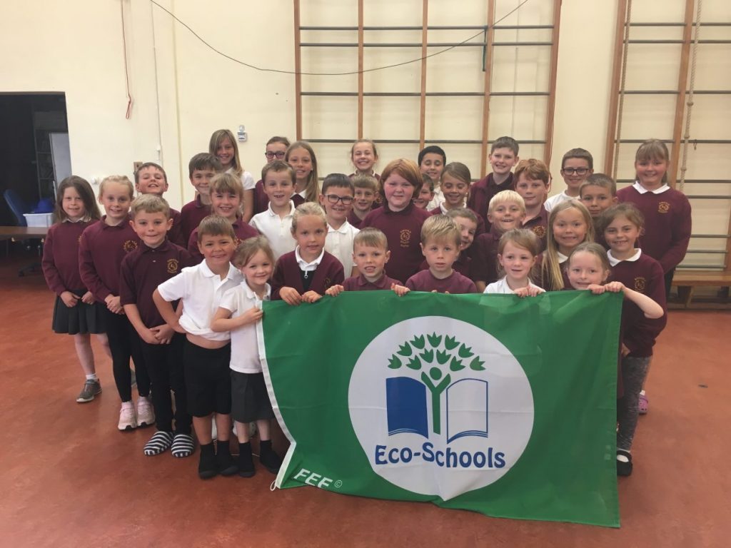WholeSchoolwithGreenFlag