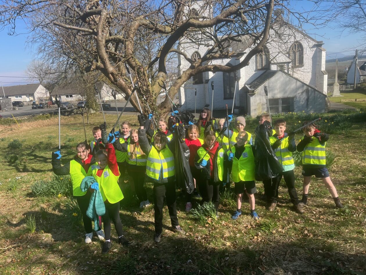 School Village Litter Pick