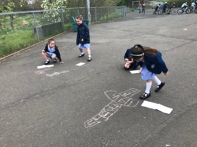 P2c Hopscotch Spelling – Class of 2017