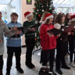 Festive Musicians at ASDA