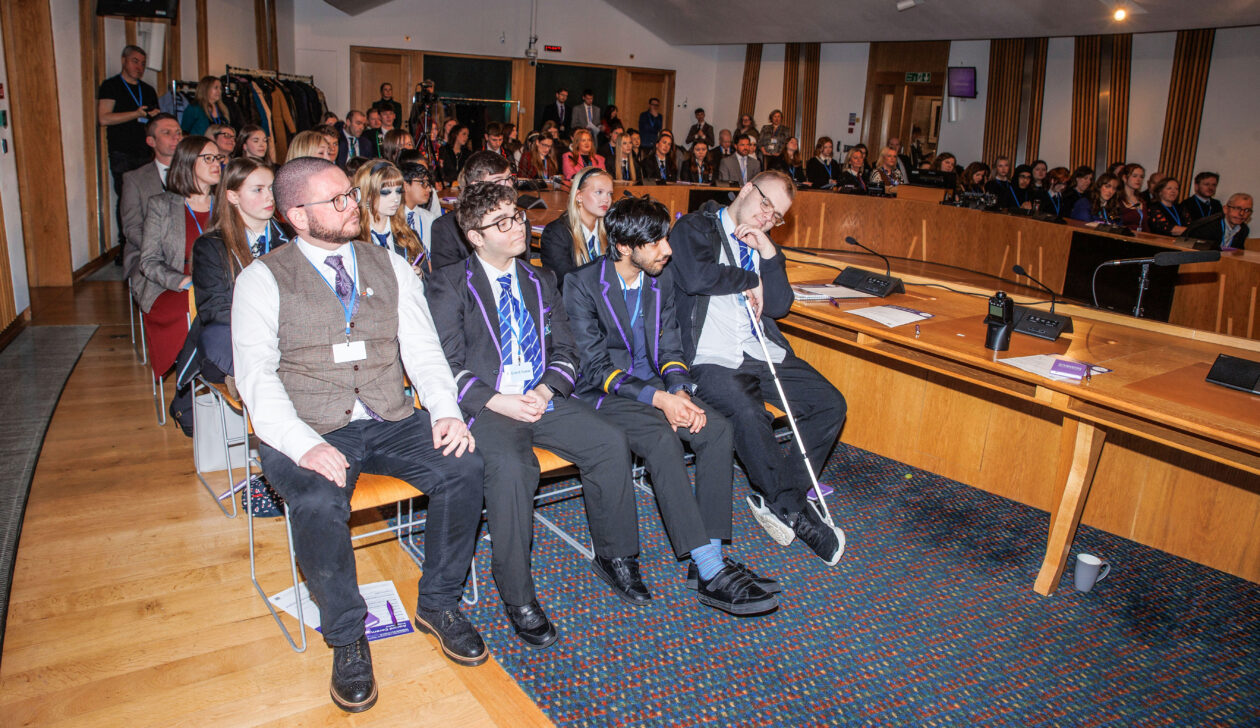 Kirkcaldy High School Reaccredited as a Level 1 Vision School