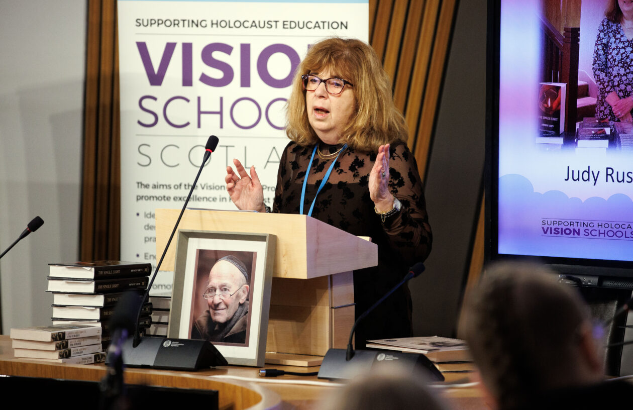 Kirkcaldy High School Reaccredited as a Level 1 Vision School