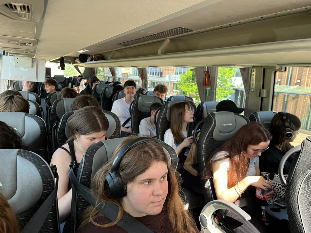 Dr. Murray's Return to the Battlefields - Day One. "It's a Long Way to Amsterdam, and then to Ieper"