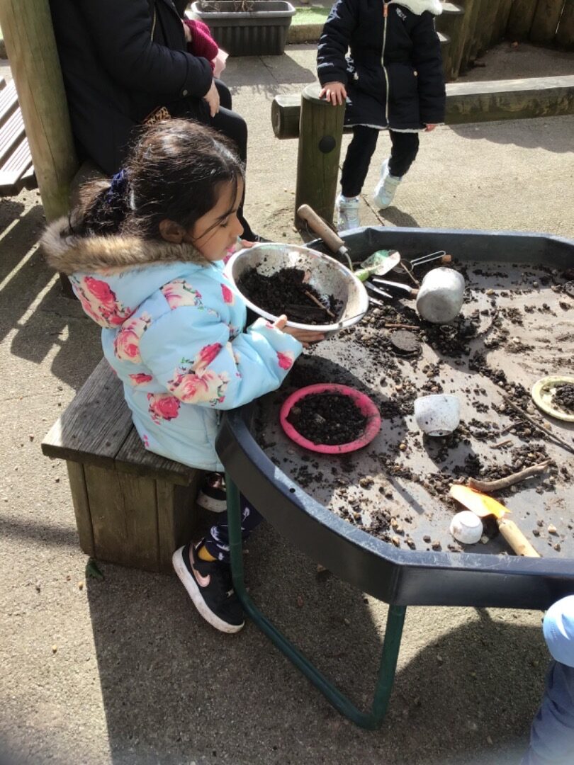 mud kitchen 1