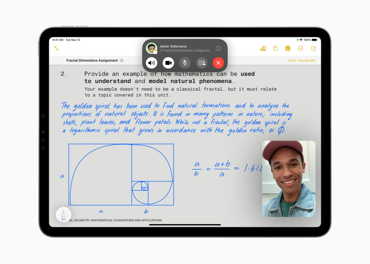 iPad showing a collaborative note and FaceTime windows