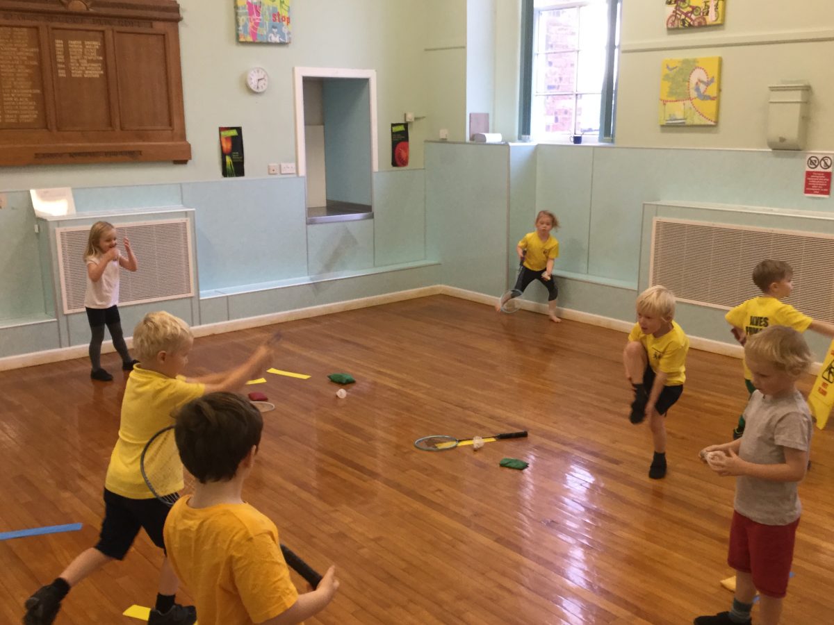 Racquet skills in PE