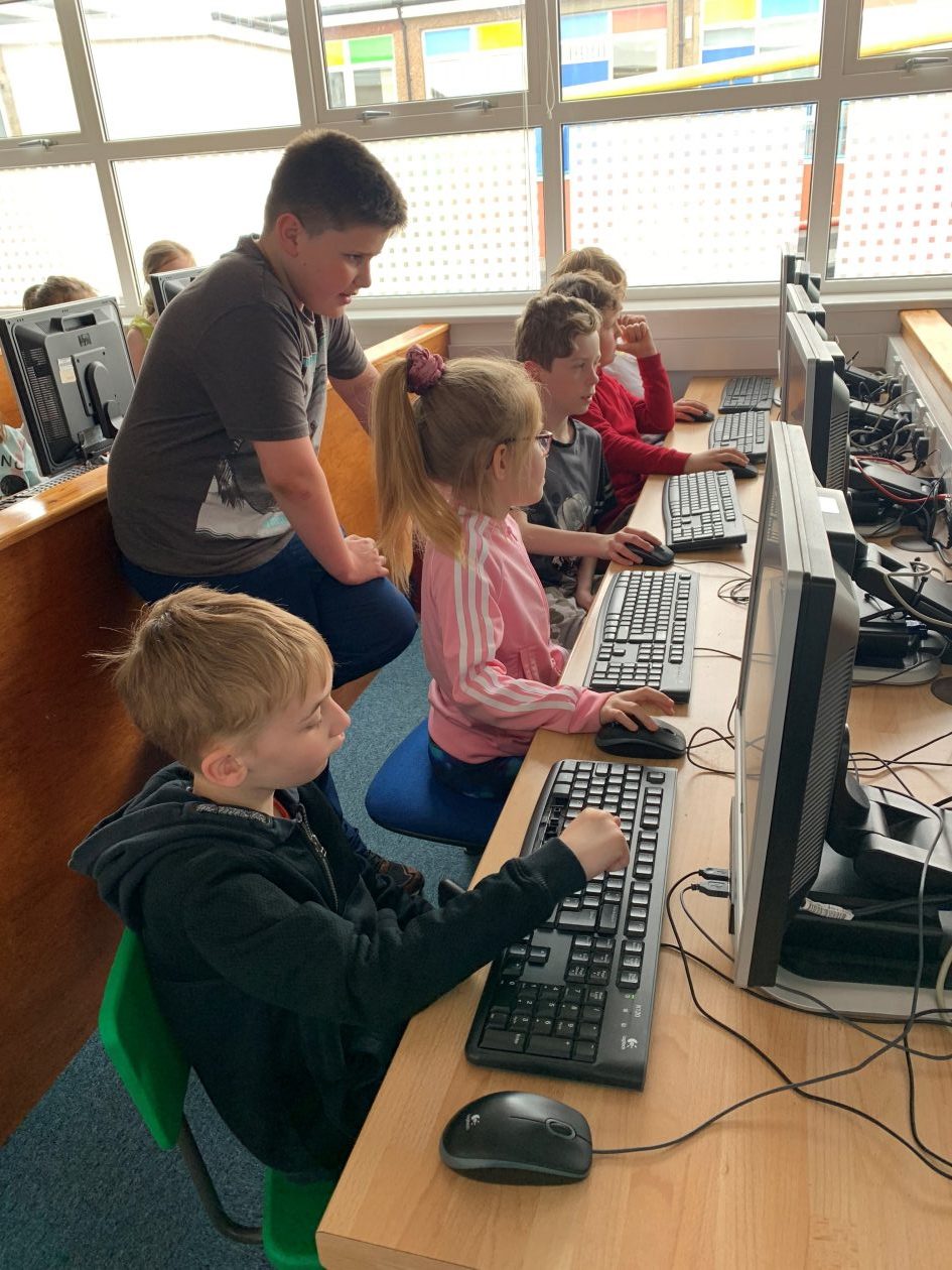 Primary 5 coding | Bell's Brae Primary School