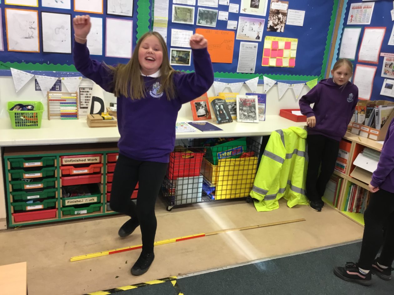 P6H Measuring Uphall Primary School P6H Measuring Uphall Primary School